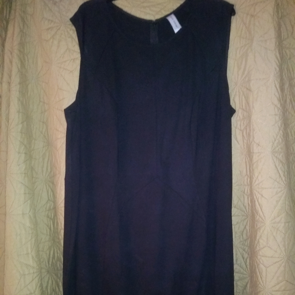 Pure Energy Sleeveless Black Dress